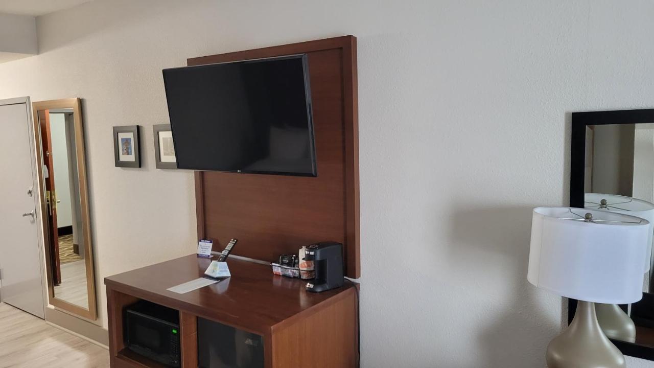 فندق أجنحة كومفورت كومينغ المظهر الخارجي الصورة